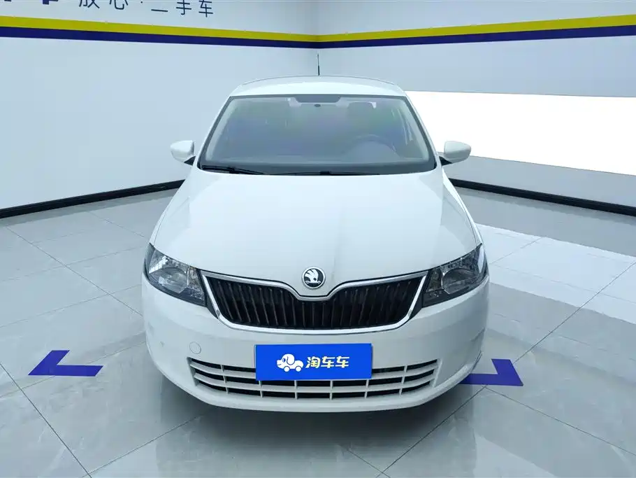 Skoda Rapid 2016 1.6L MT