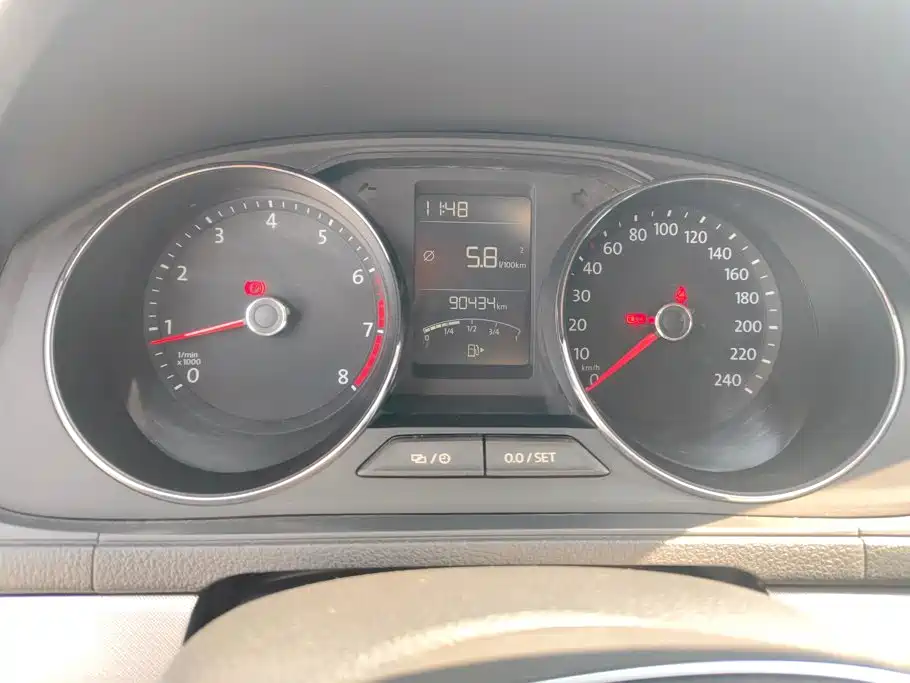 Volkswagen Lavida — миниатюра 14