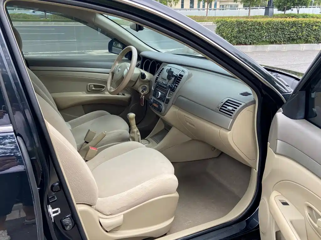 Nissan Sylphy — миниатюра 6