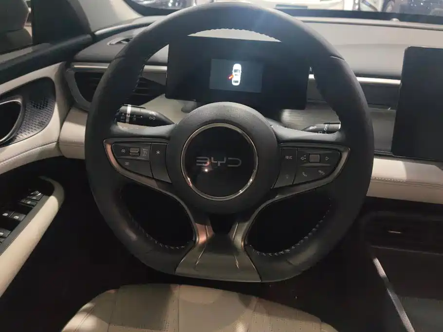 BYD Seal 05 DM-i — миниатюра 15