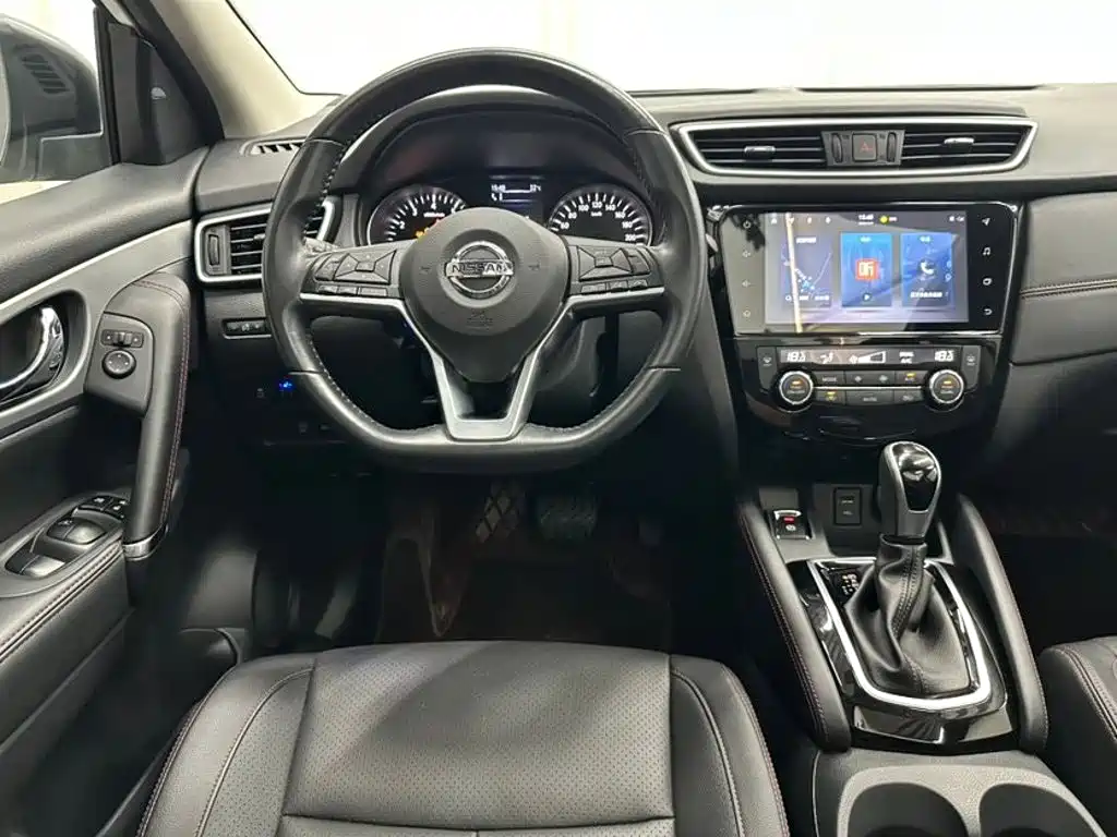 Nissan Qashqai — миниатюра 12