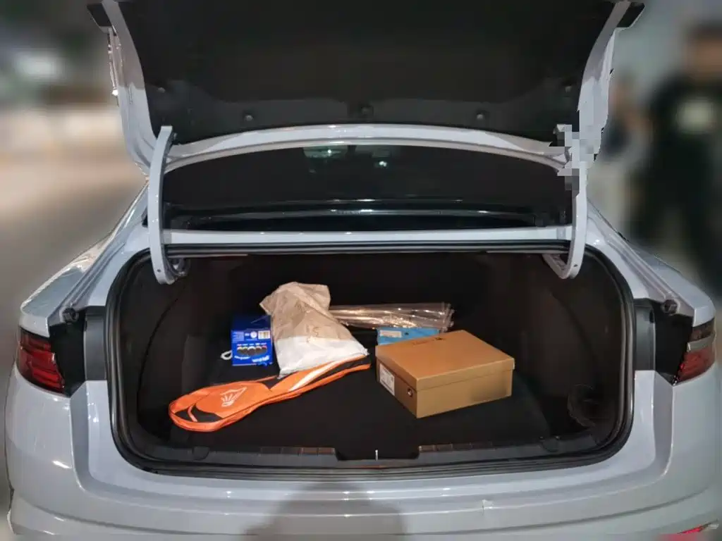 Geely Xingrui — миниатюра 15