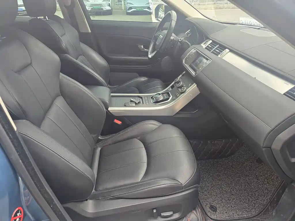 Land Rover Evoque — миниатюра 9