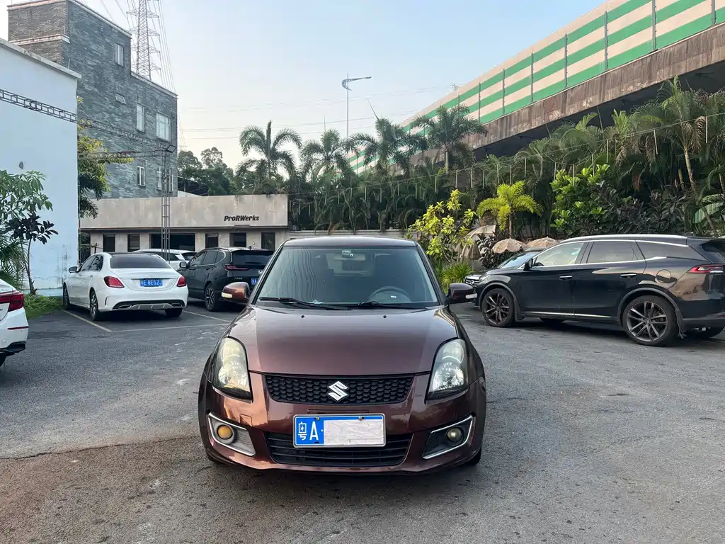 Suzuki Swift — миниатюра 2