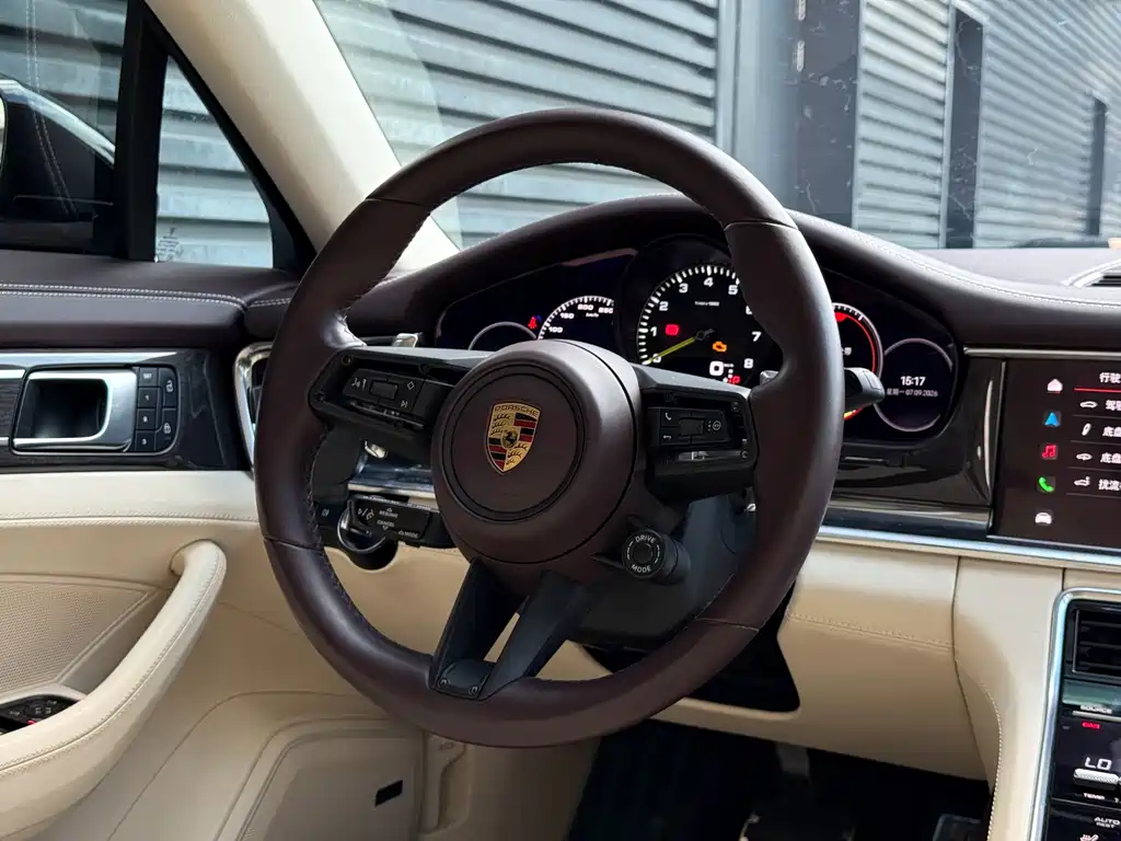 Porsche Panamera Hybrid — миниатюра 10