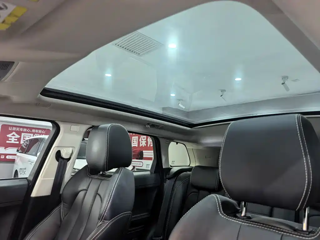 Land Rover Evoque (Import) — миниатюра 15