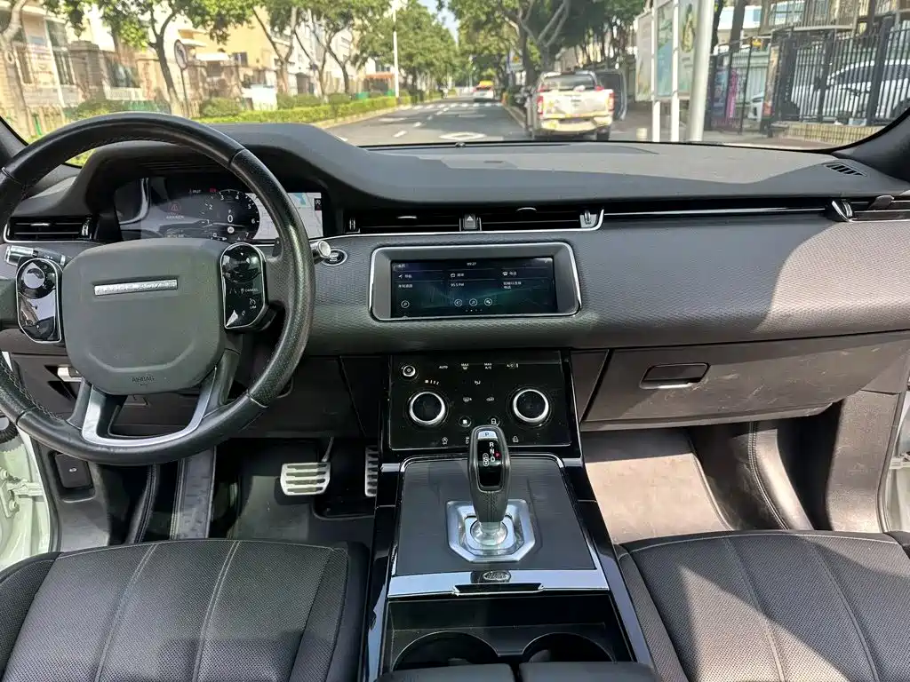 Land Rover Evoque — миниатюра 3