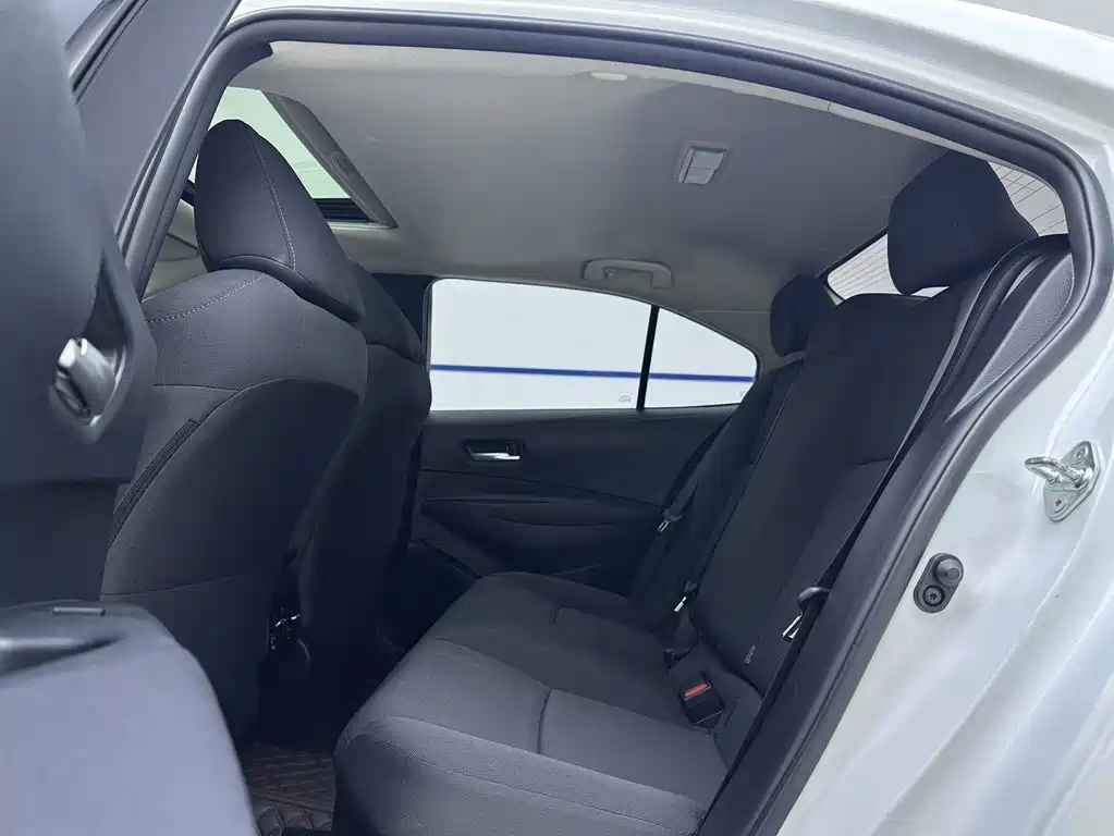 Toyota Corolla — миниатюра 9