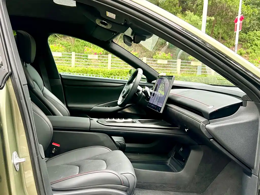 XIAOMI CAR XIAOMI SU7