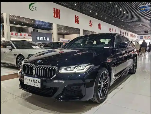 BMW 5 SERIES