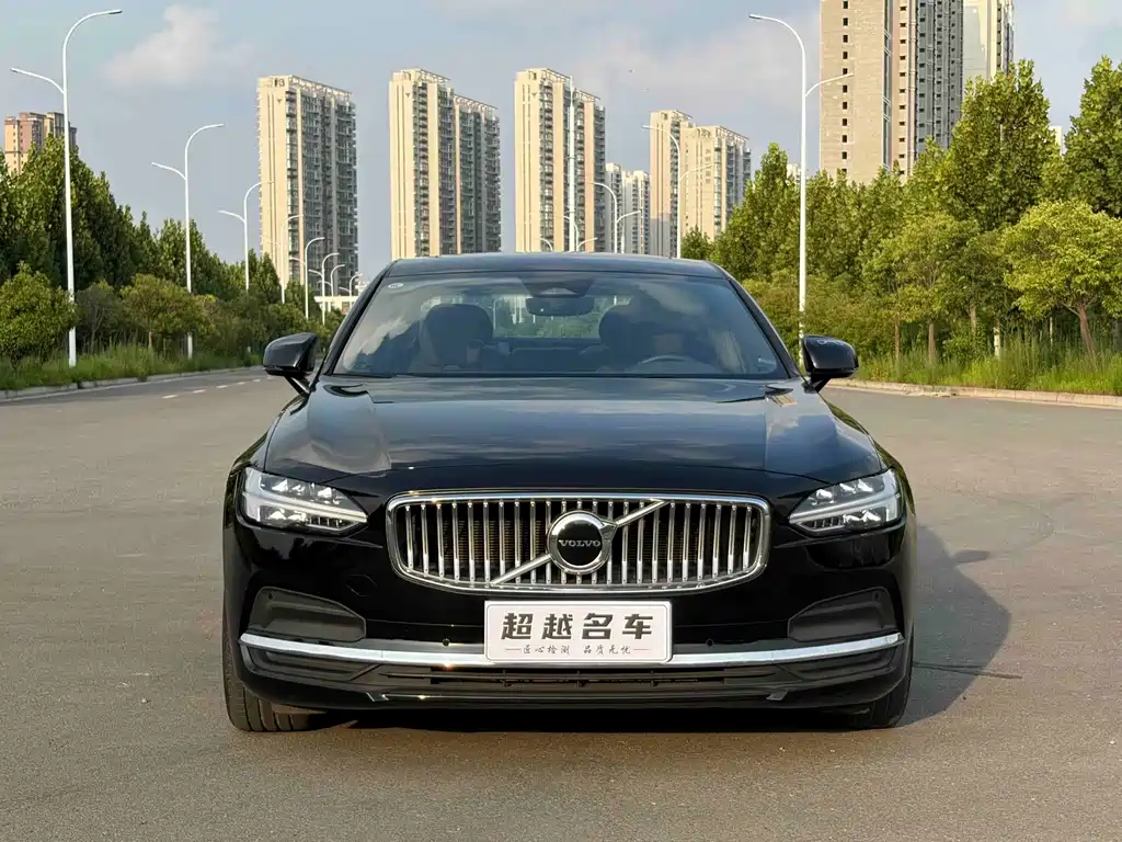 Volvo S90 — миниатюра 2