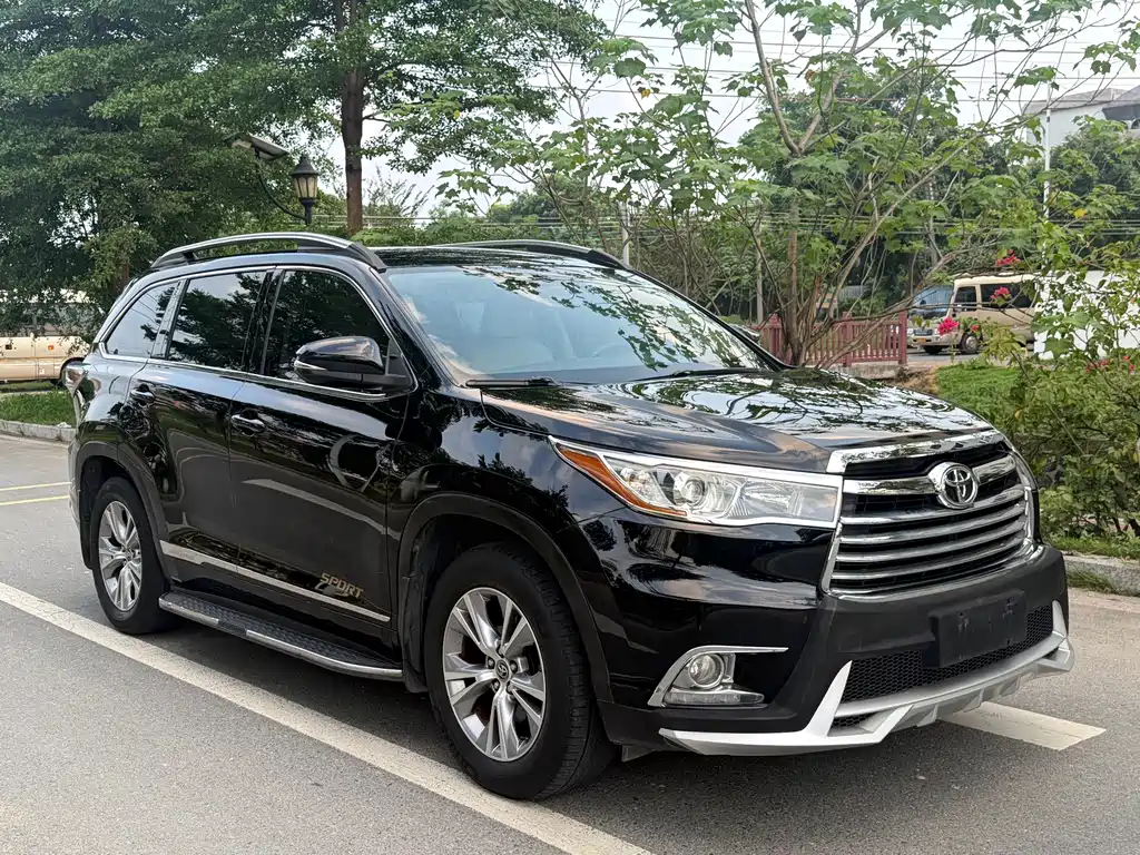 Toyota Highlander — миниатюра 3