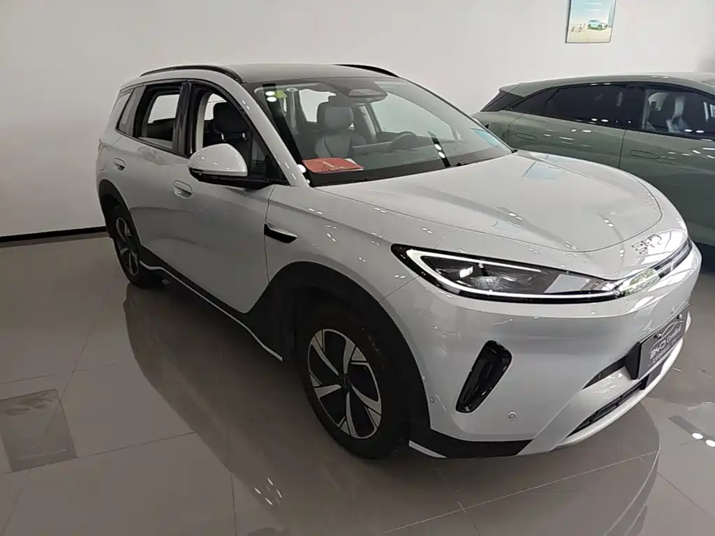 BYD 05 EV 2025 520KM
