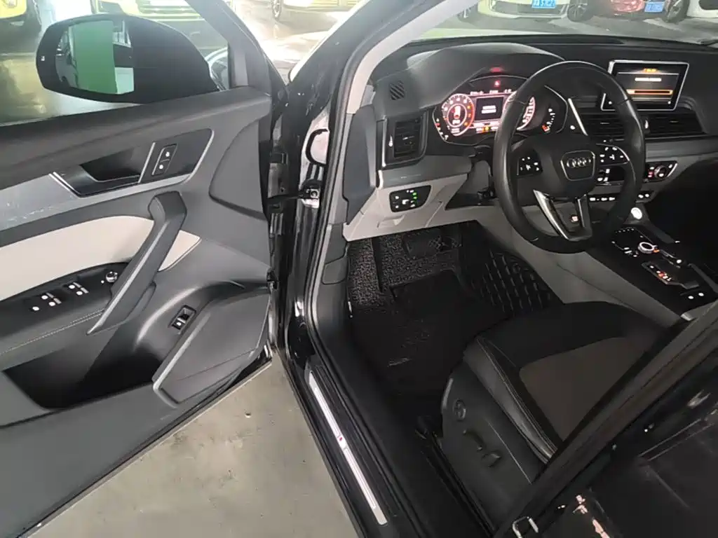 Audi Q5L — миниатюра 16