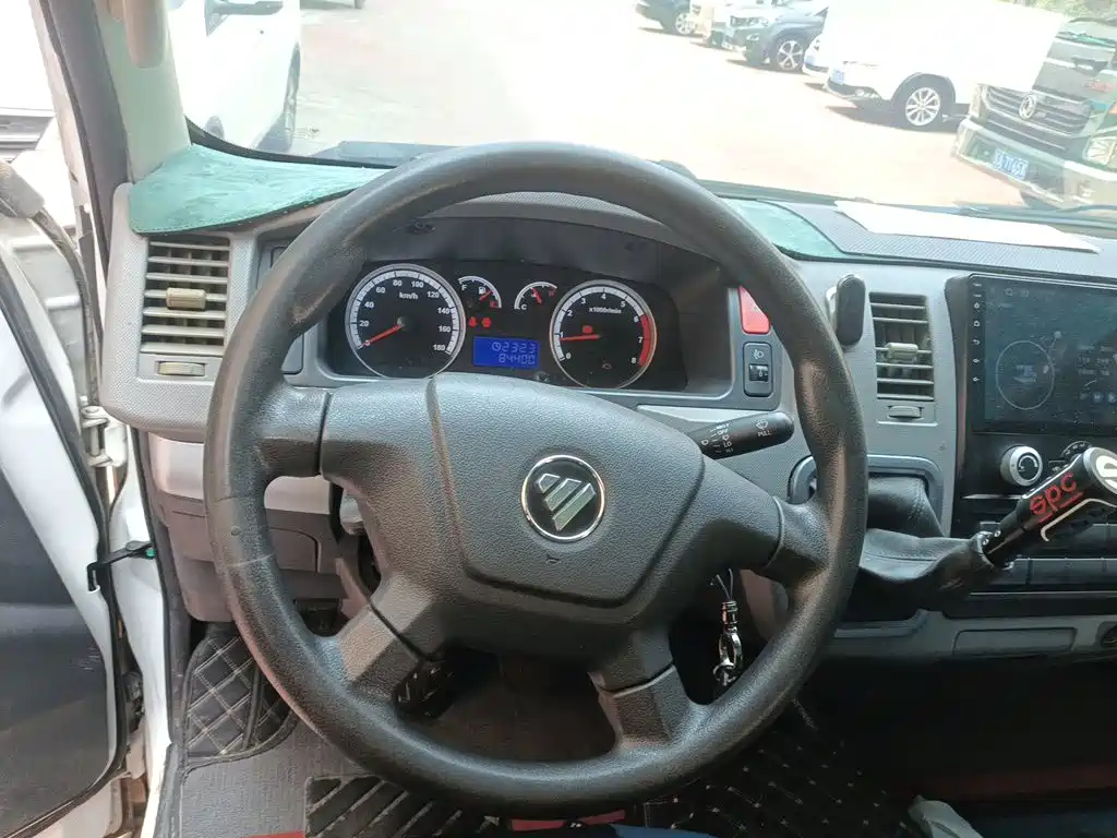 Foton Fengjing G7 — миниатюра 3