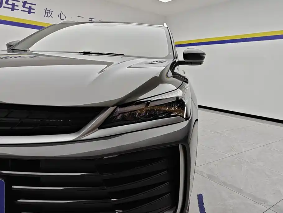 Geely Binyue — миниатюра 5
