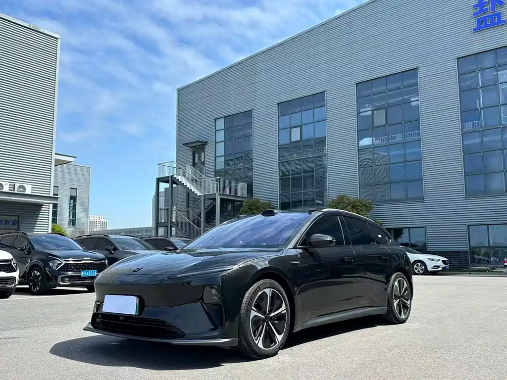 Nio ET5T 2024
