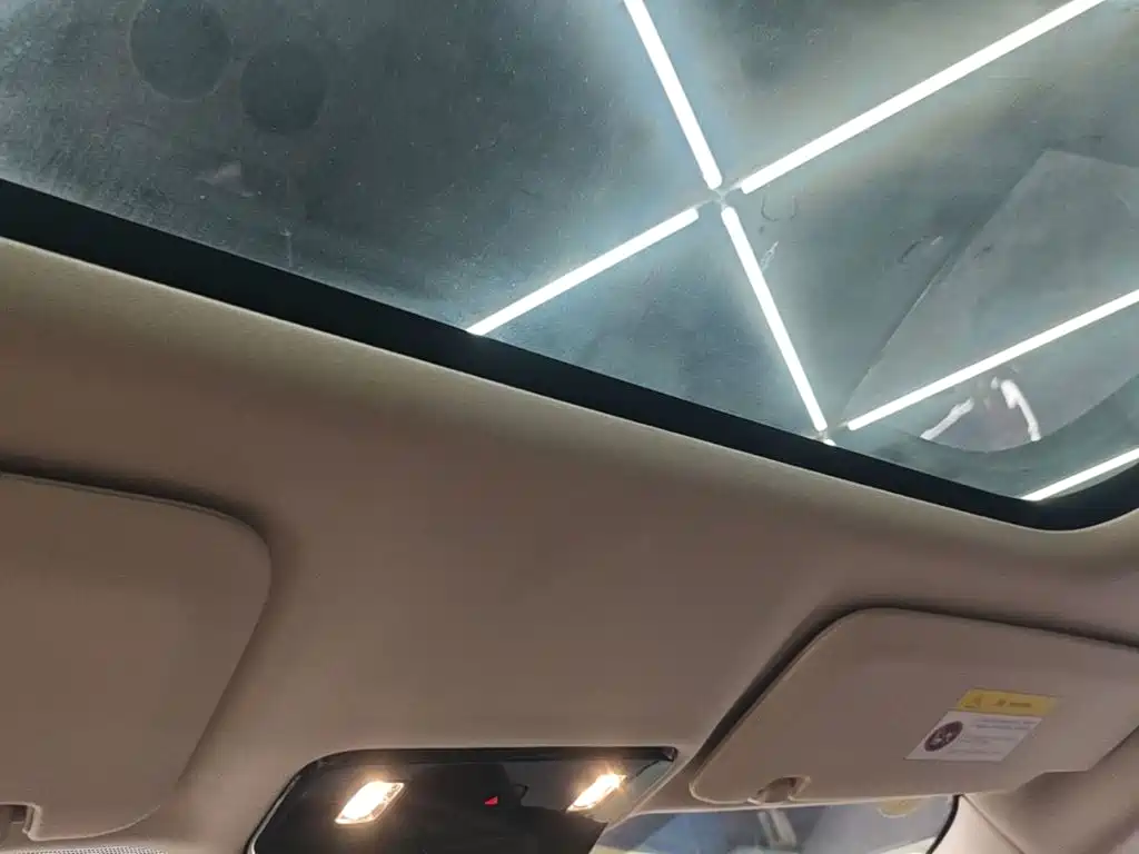 Li Auto Li MEGA — миниатюра 18