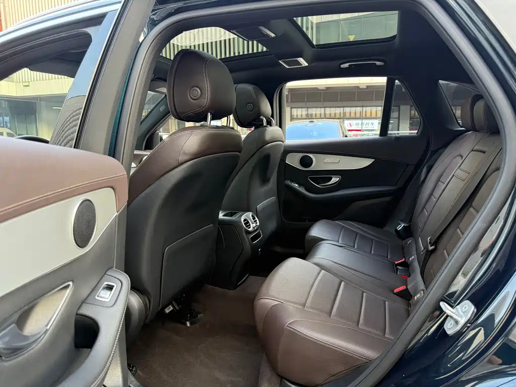 Mercedes-Benz GLC — миниатюра 21