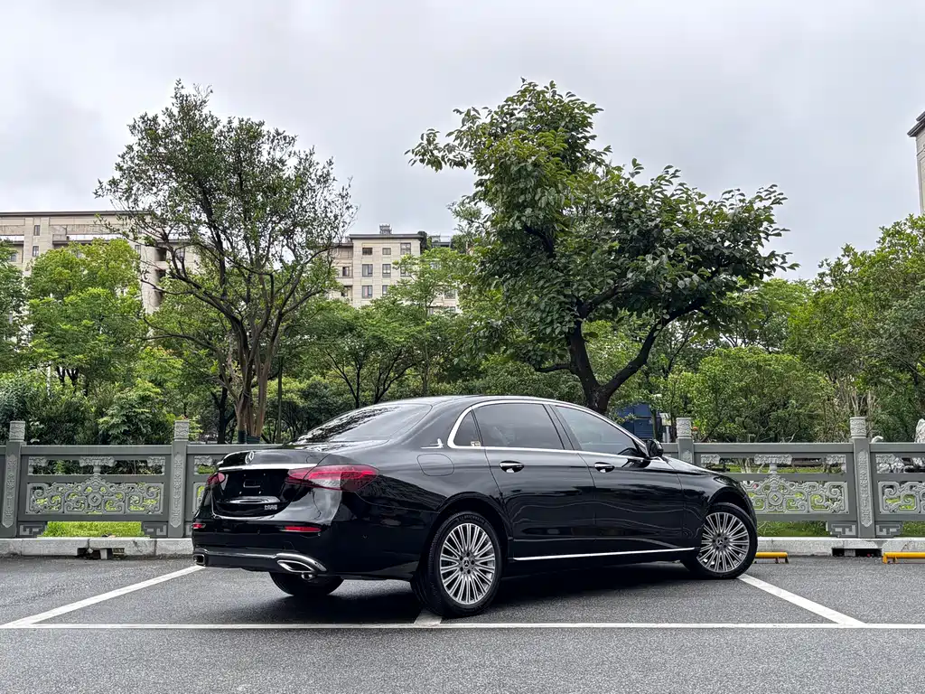 Mercedes-Benz E-Class E 2023 E 300 L Fashion