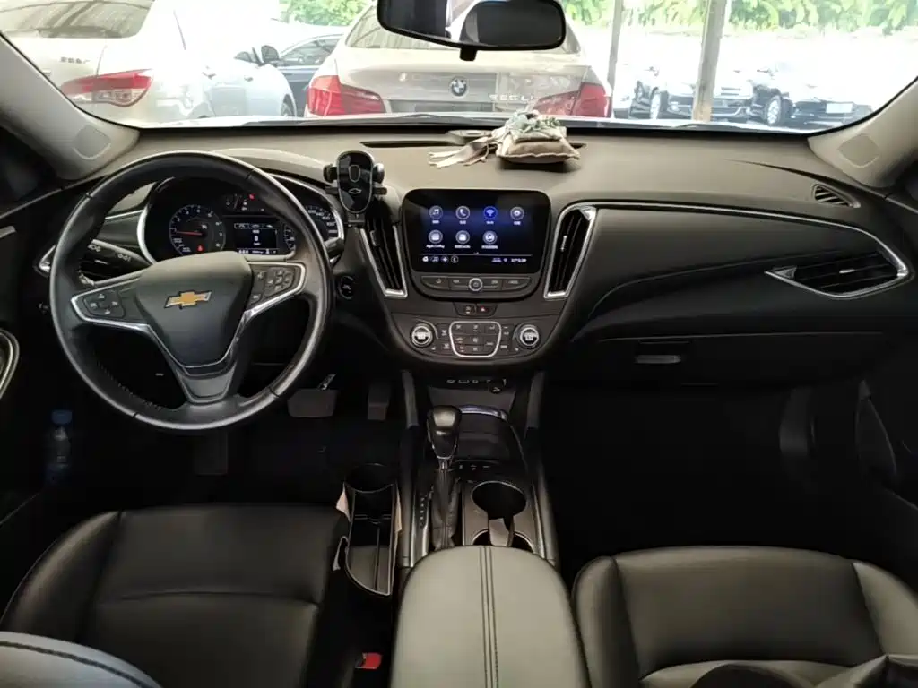 Chevrolet Malibu XL — миниатюра 10