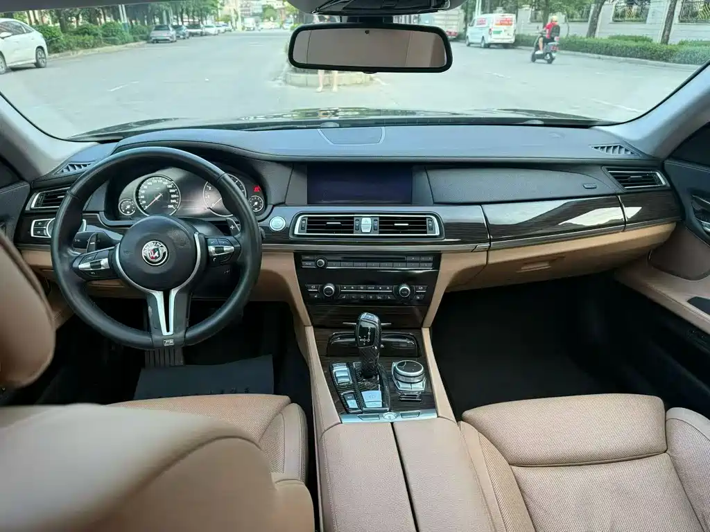 BMW 7 Series 7 2011 730Li Elegant