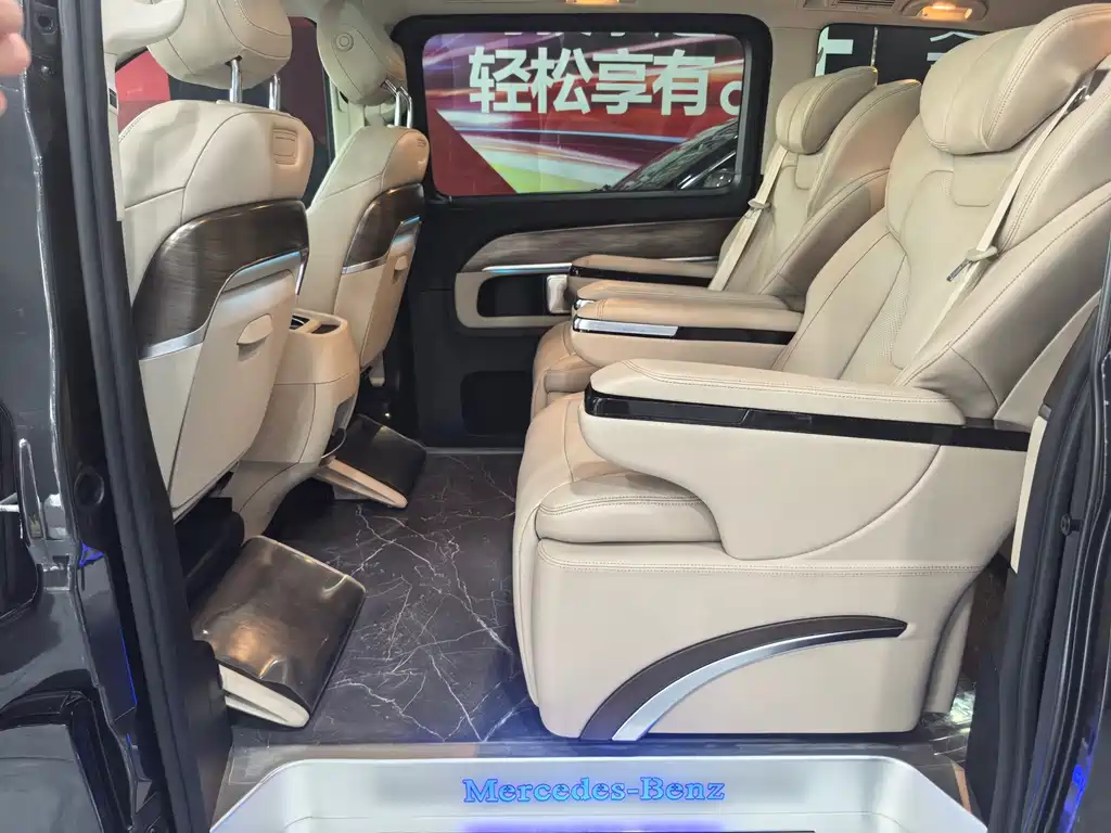 Mercedes-Benz V-Class — миниатюра 9