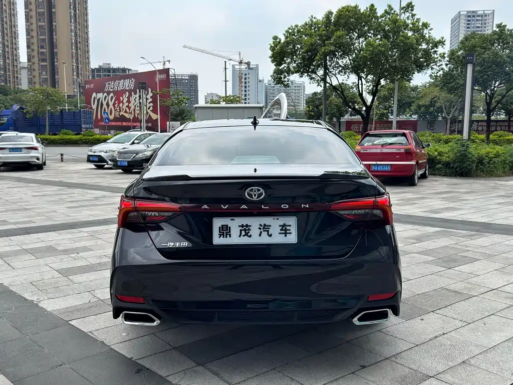 Toyota Avalon — миниатюра 4