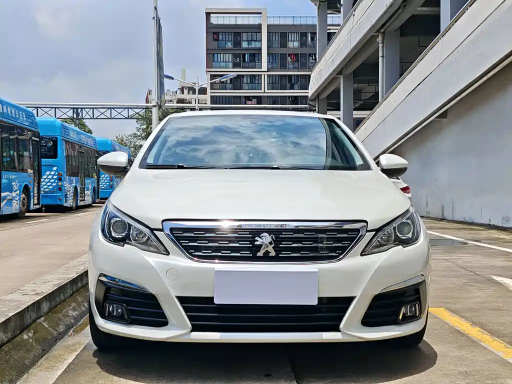 Peugeot 308 — миниатюра 2