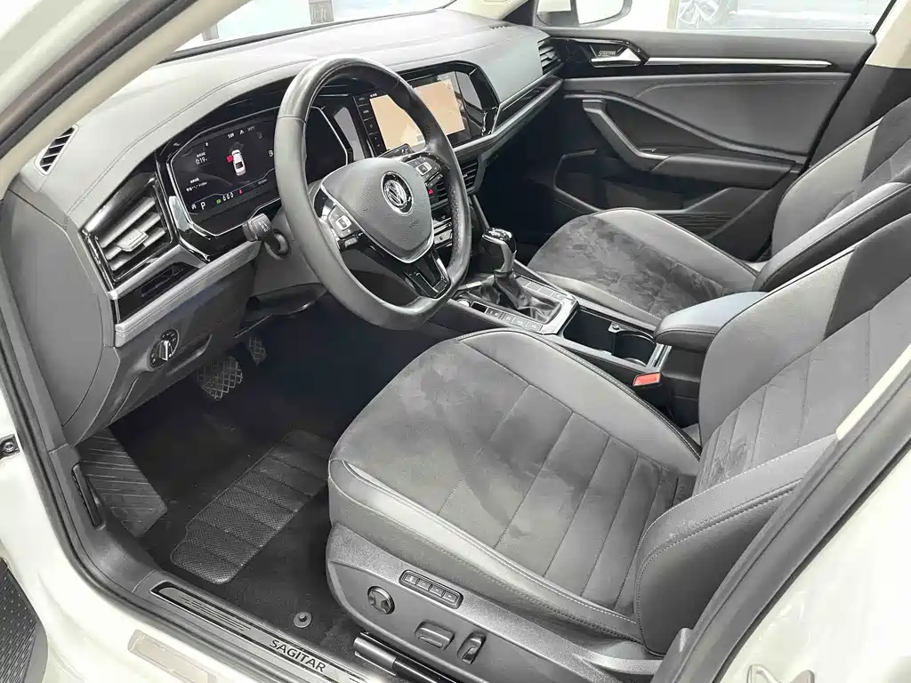 Volkswagen Sagitar 2021 280TSI DSG