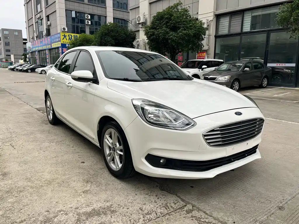 Ford Escort — миниатюра 3