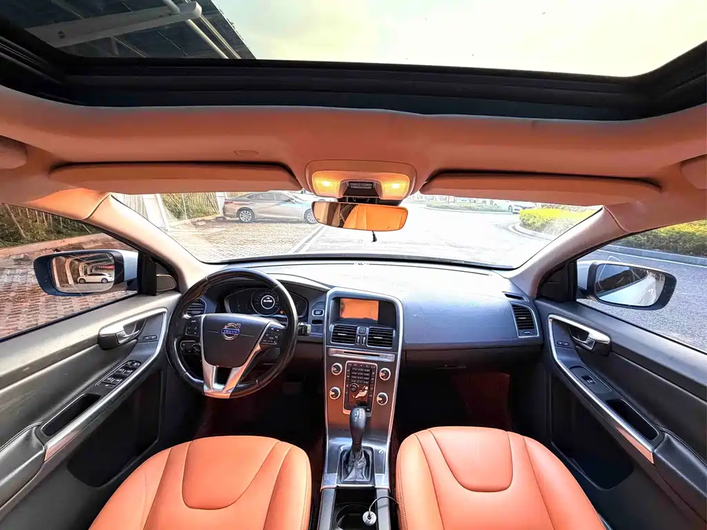 Volvo XC60 (Import) — миниатюра 15