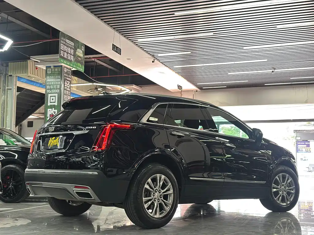 Cadillac XT5 2021 2.0T Luxury