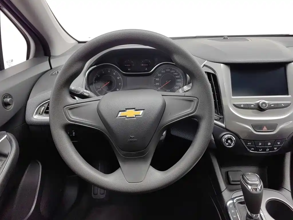 Chevrolet Cruze — миниатюра 11