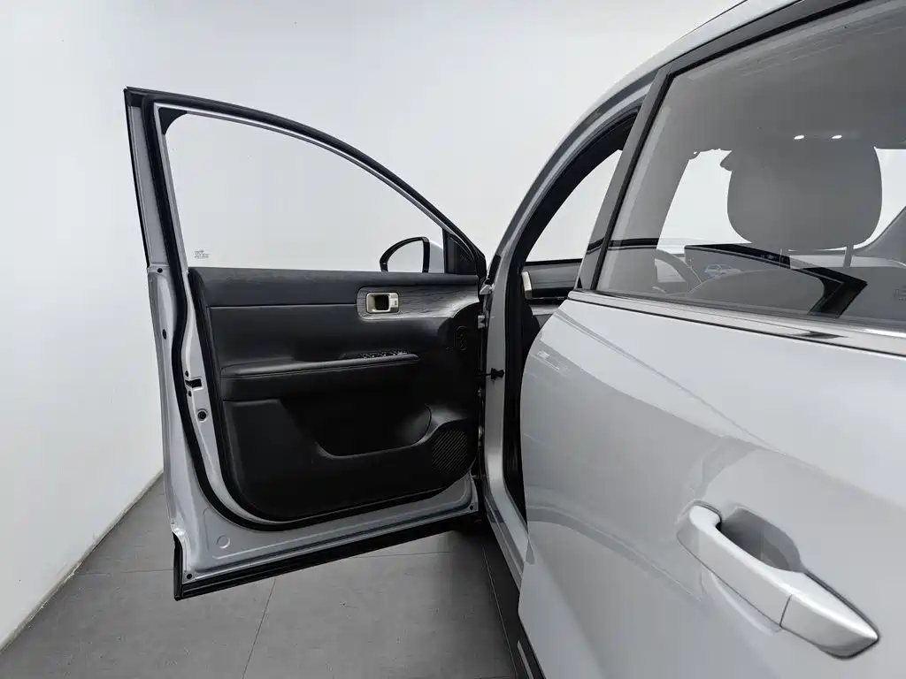 Wuling Xingguang S — миниатюра 8