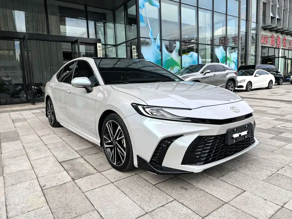 Toyota Camry 2024 2.0S Sport