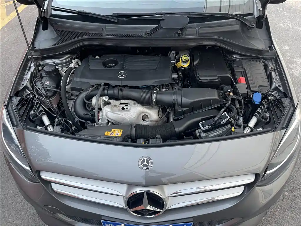 MERCEDES-BENZ B CLASS