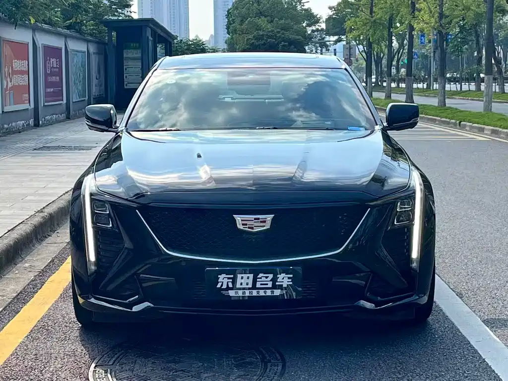 Cadillac CT5 — миниатюра 2