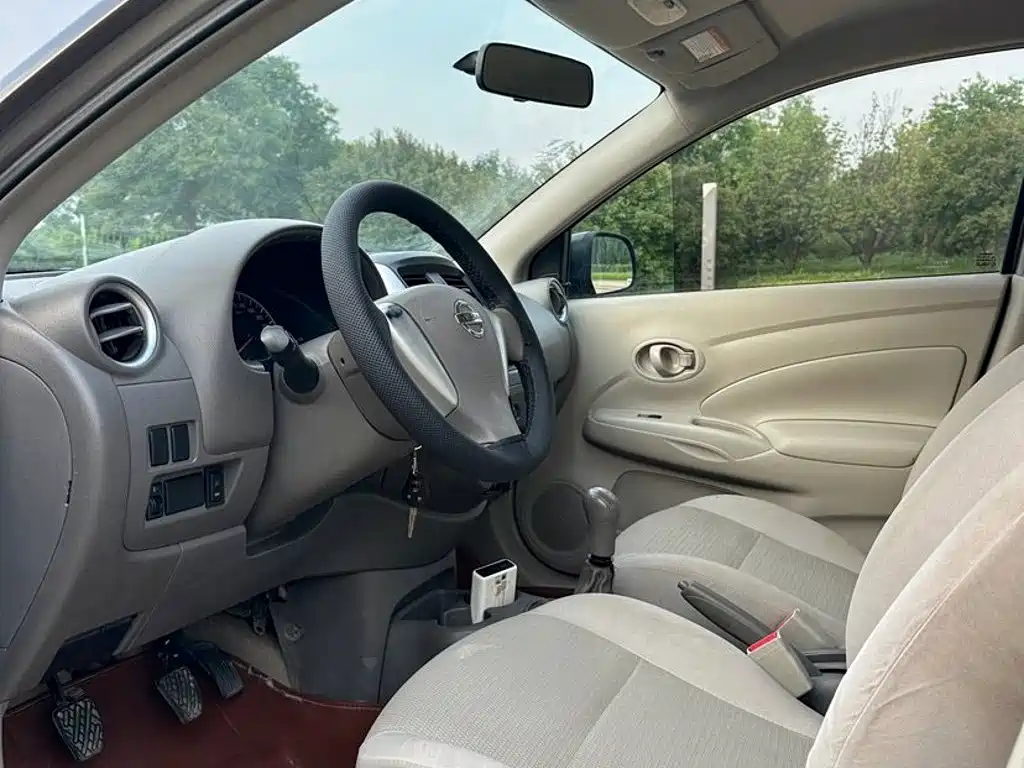 Nissan Sunny — миниатюра 8