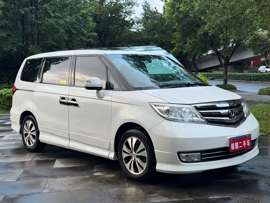 Honda Elysion — миниатюра 3