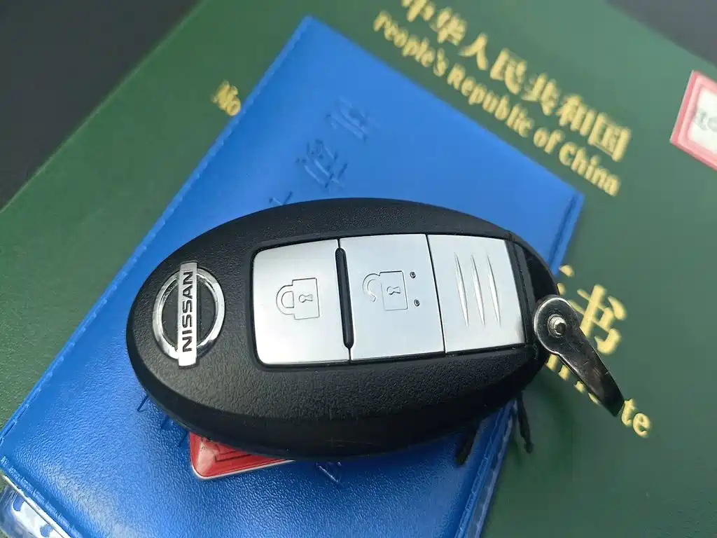 Nissan Terra — миниатюра 12