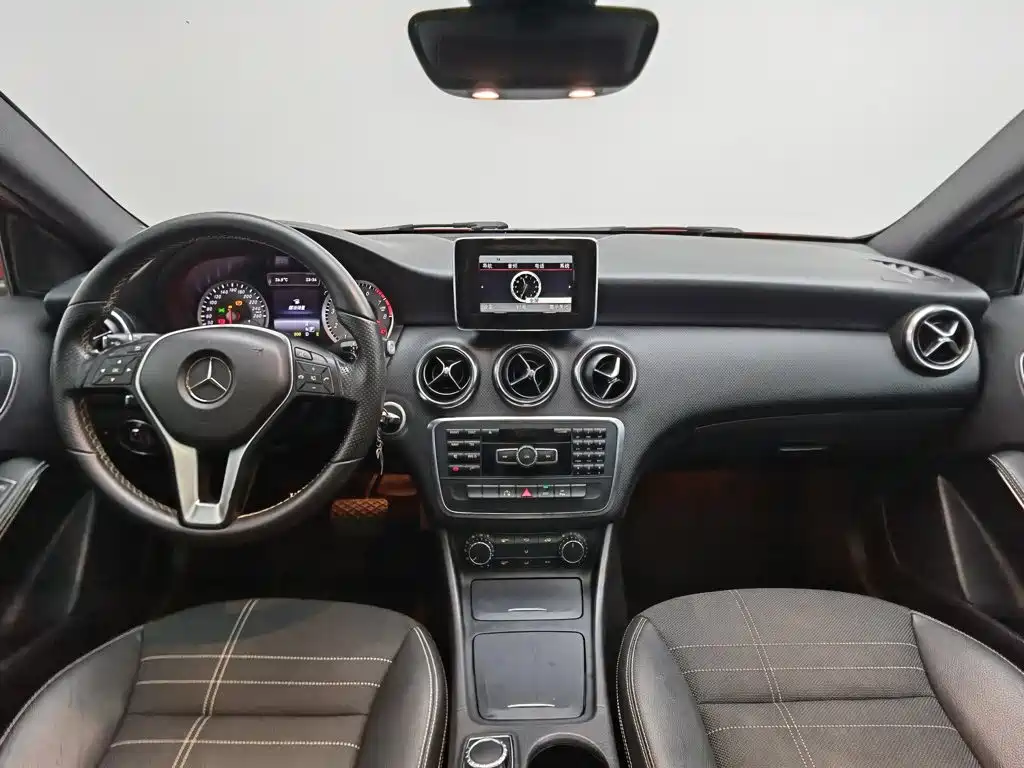 Mercedes-Benz A-Class (Import) — миниатюра 5