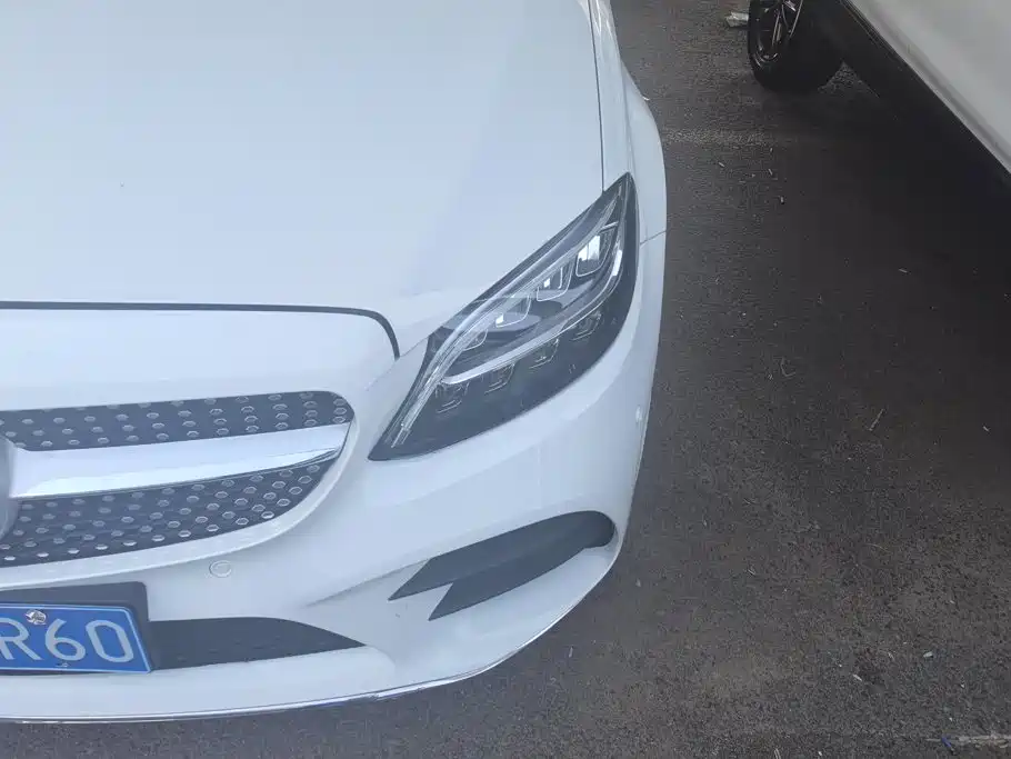 Mercedes-Benz C-Class — миниатюра 5