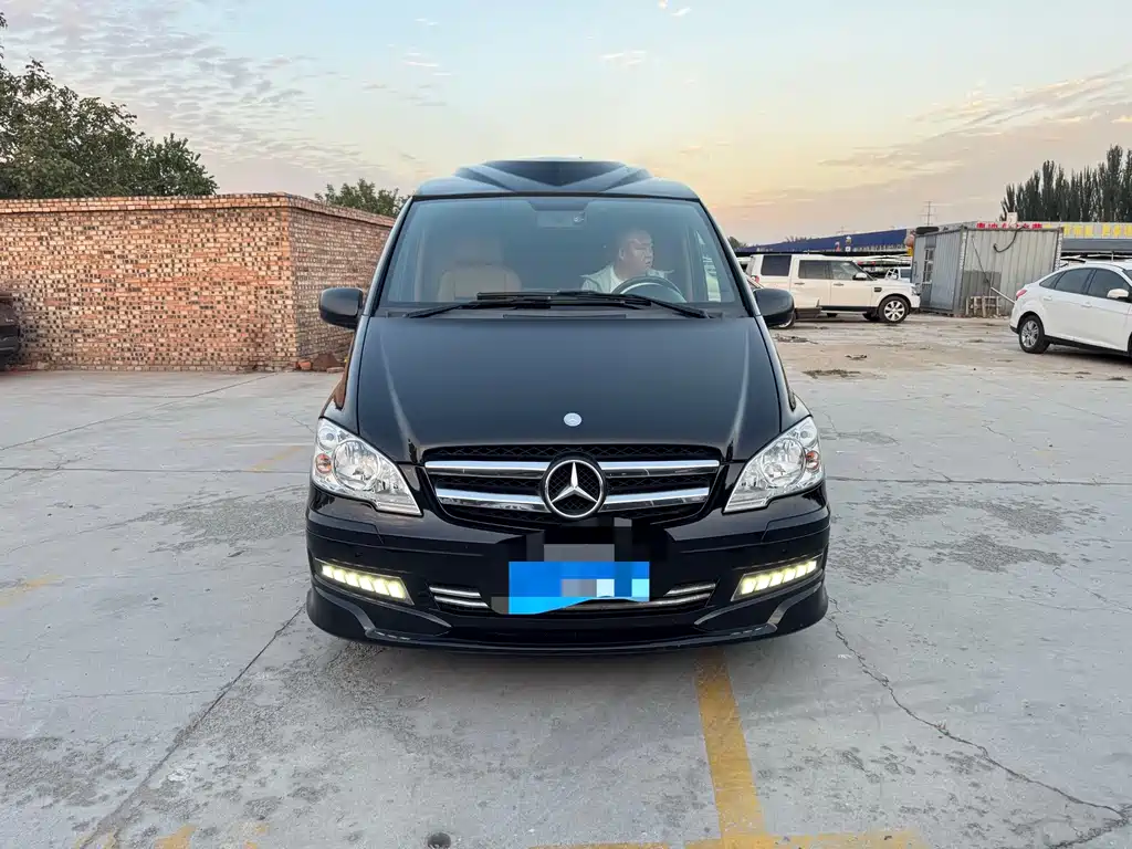 Mercedes-Benz Vito — миниатюра 2