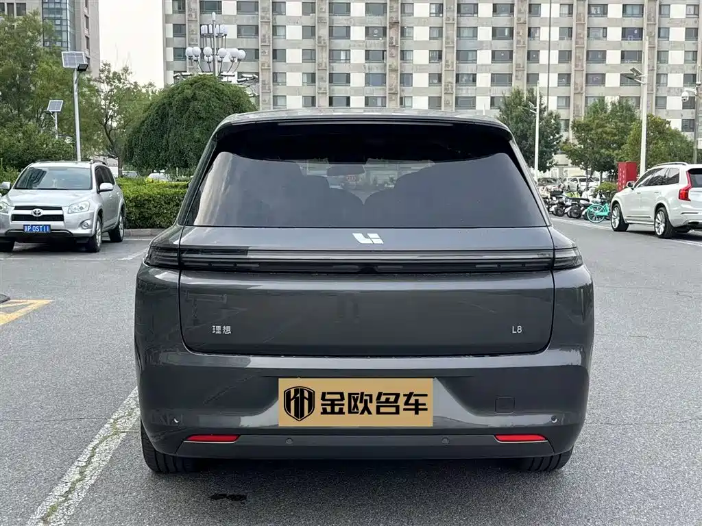 Li Auto L8 2023 Pro