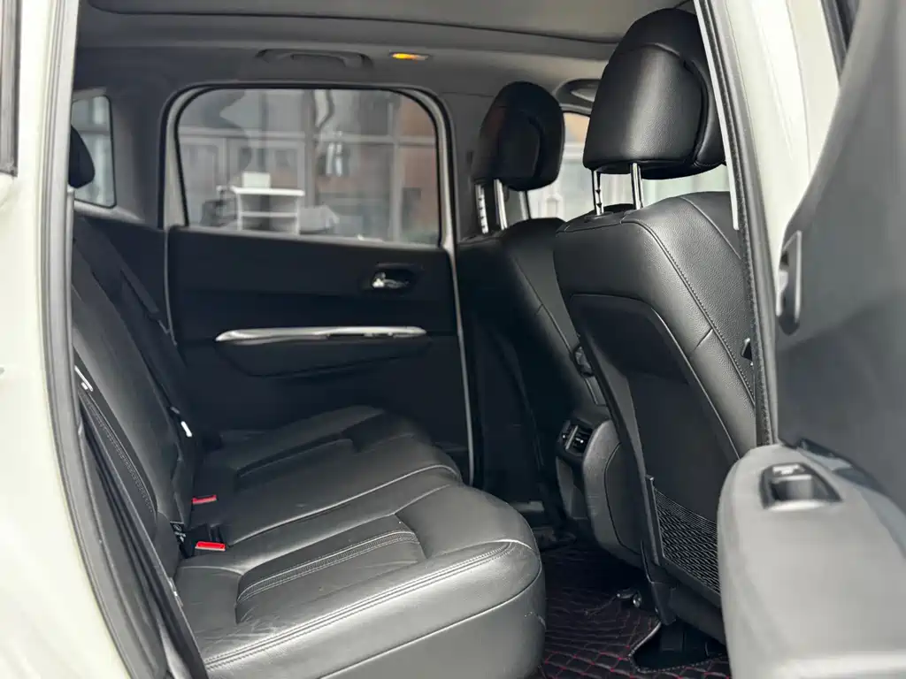 Peugeot 3008 — миниатюра 14