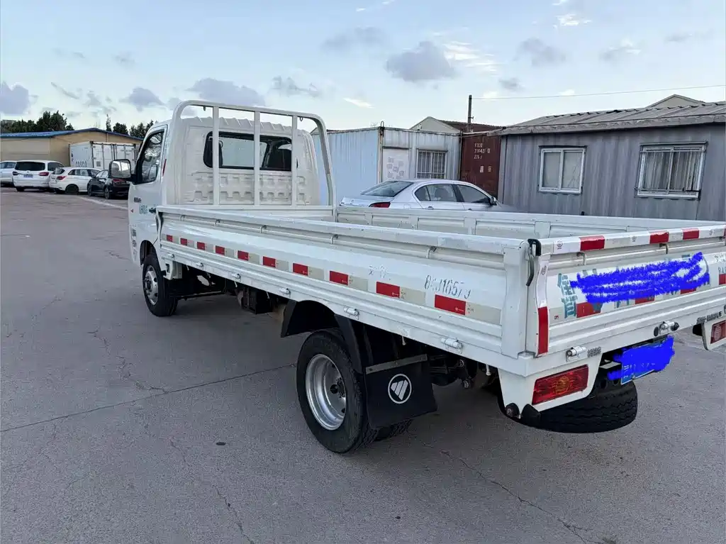 Foton Xiangling M — миниатюра 5