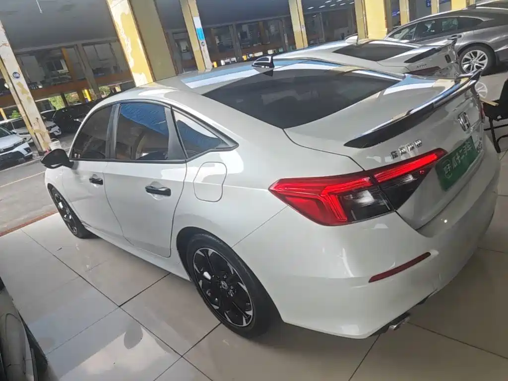 Honda Civic — миниатюра 5