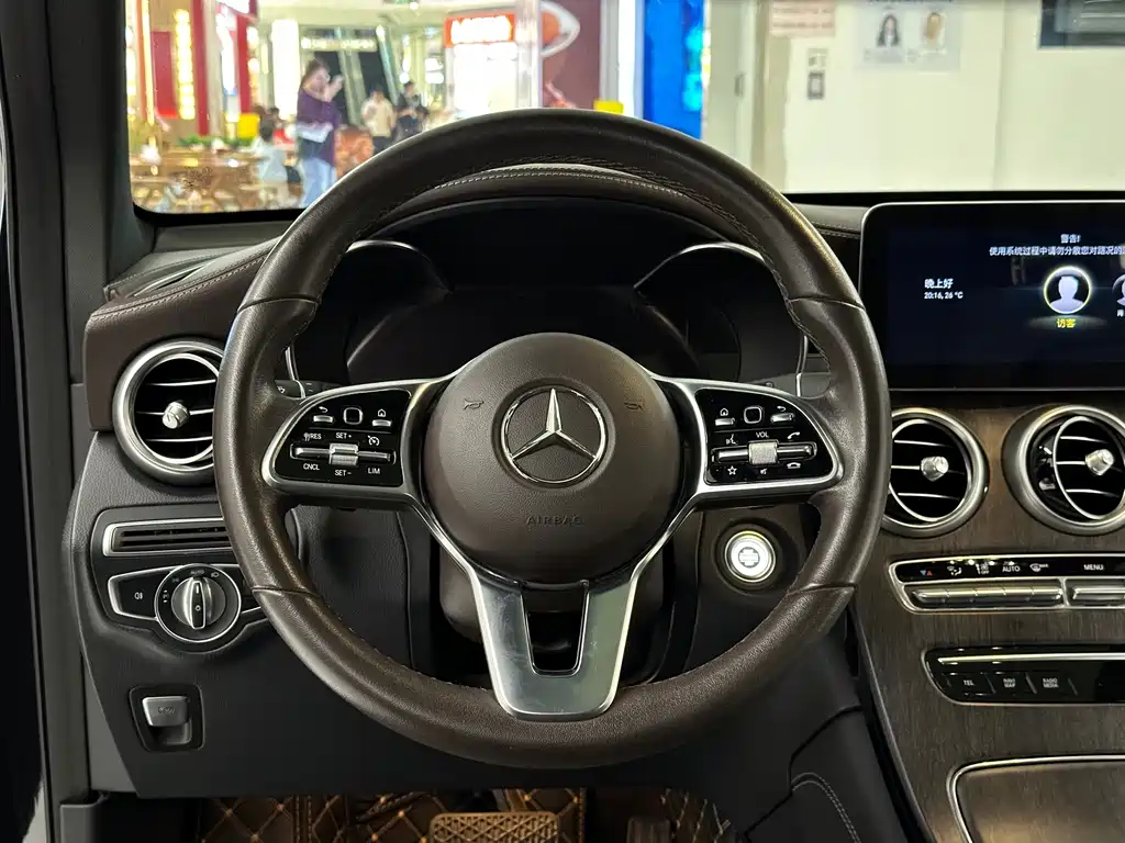 Mercedes-Benz GLC — миниатюра 16