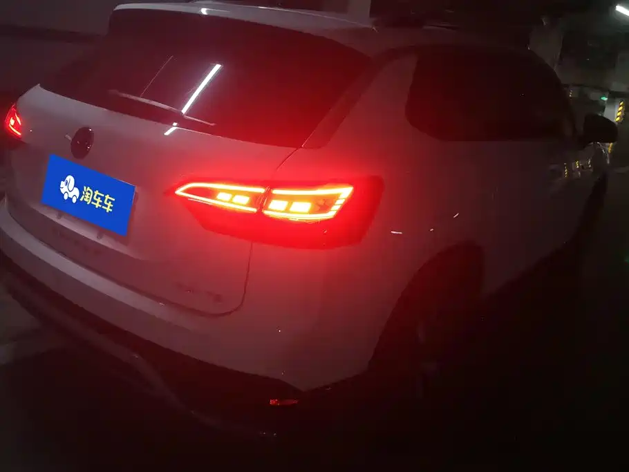 Volkswagen Tayron 2021 330TSI 3